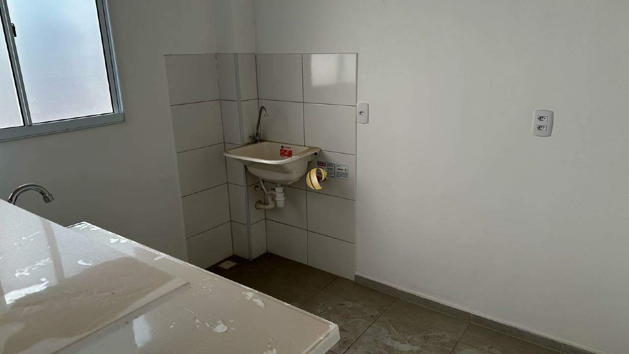 Apartamento à venda com 2 quartos, 44m² - Foto 8
