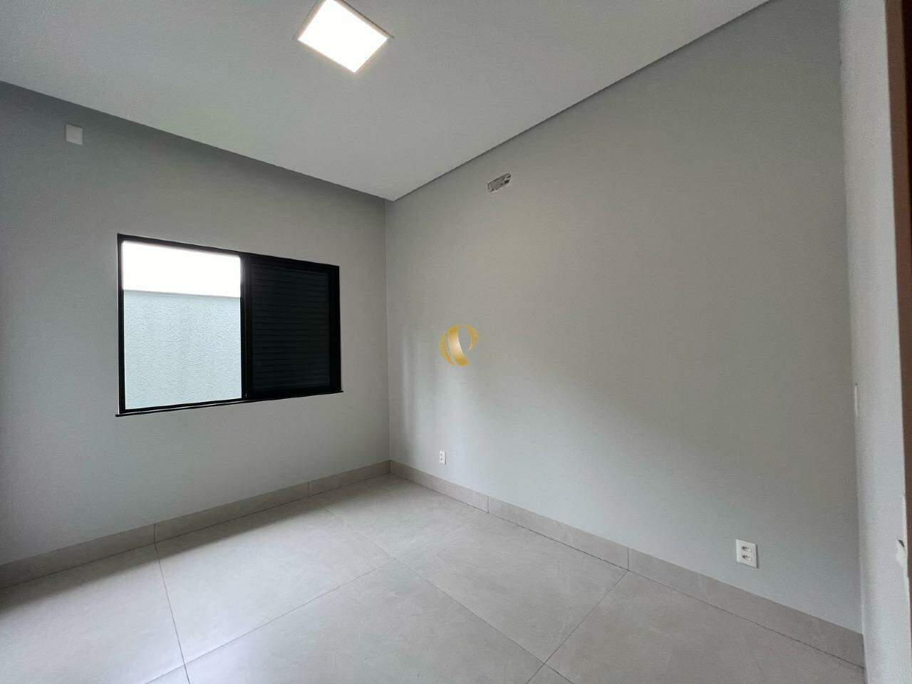 Casa à venda com 3 quartos, 246m² - Foto 6