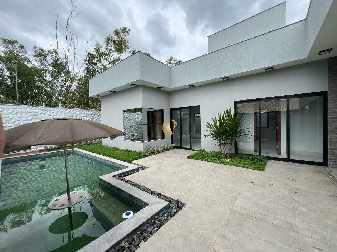 Casa à venda com 3 quartos, 246m² - Foto 25