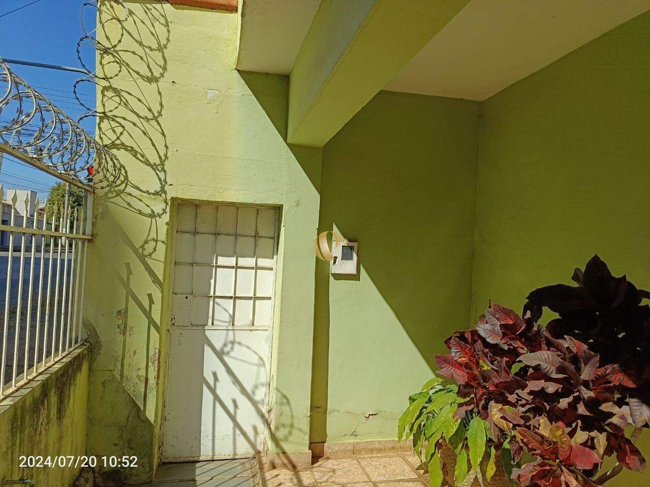 Casa à venda com 3 quartos, 165m² - Foto 3
