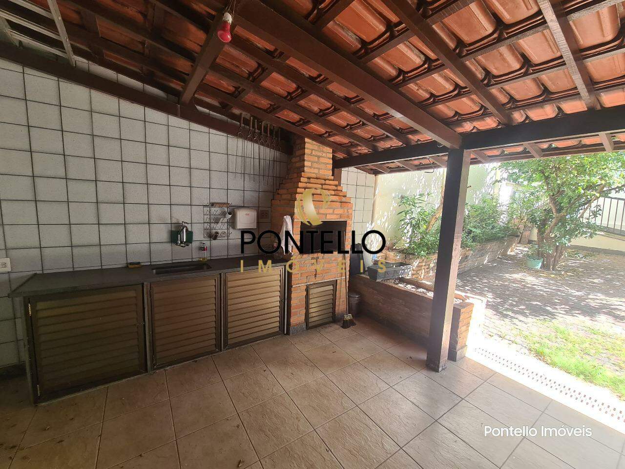 Casa à venda com 3 quartos, 206m² - Foto 20