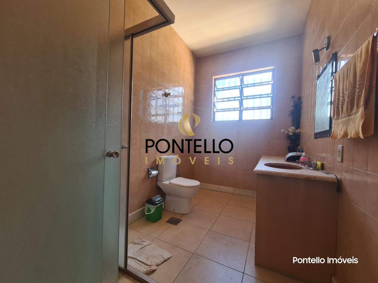 Casa à venda com 3 quartos, 206m² - Foto 11