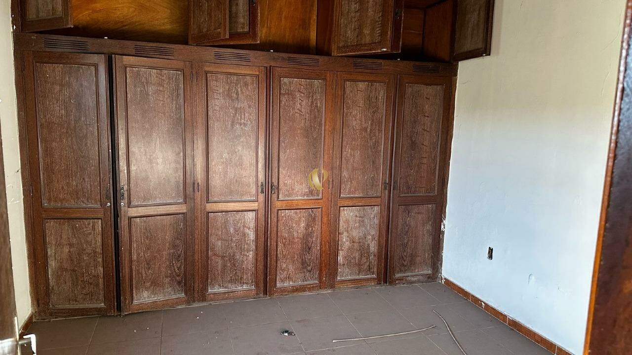 Casa, 5 quartos, 205 m² - Foto 7