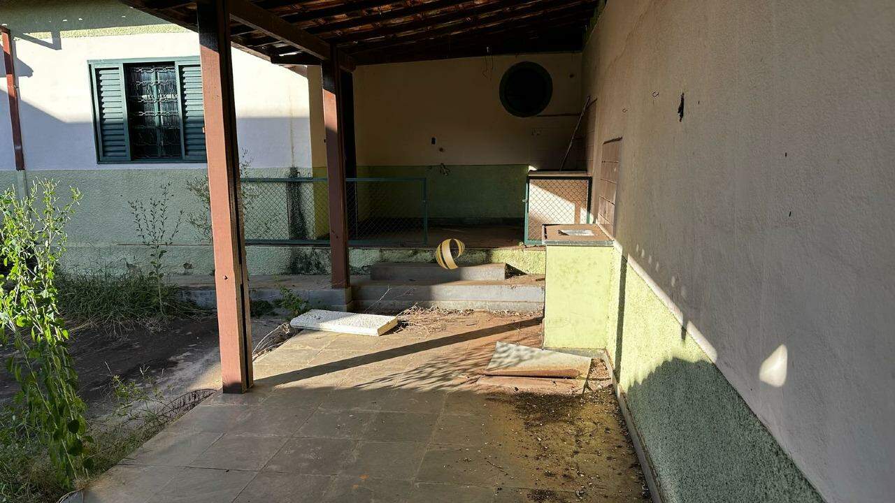 Casa, 5 quartos, 205 m² - Foto 10