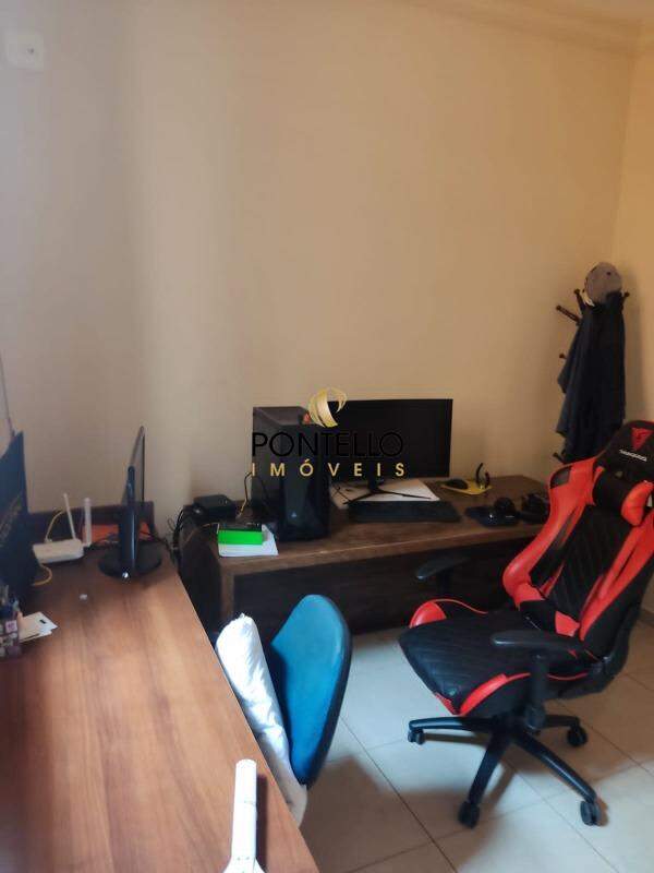 Casa à venda com 3 quartos, 391m² - Foto 14