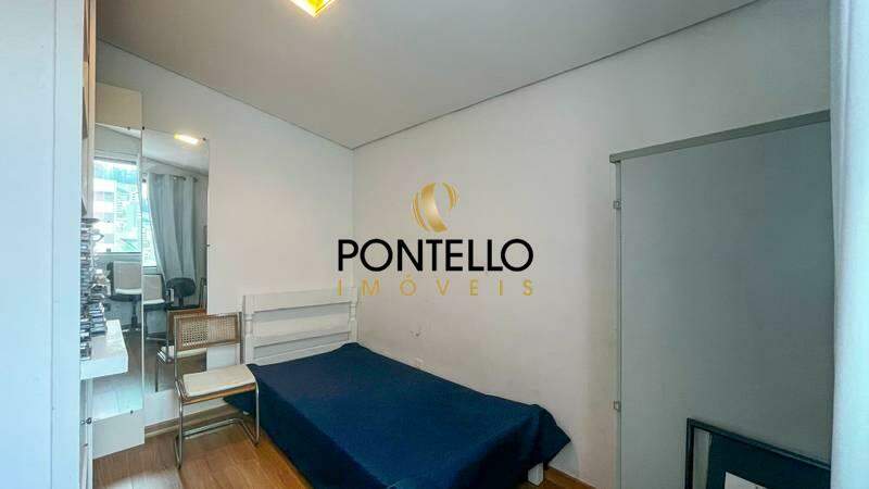Casa à venda com 3 quartos, 200m² - Foto 13