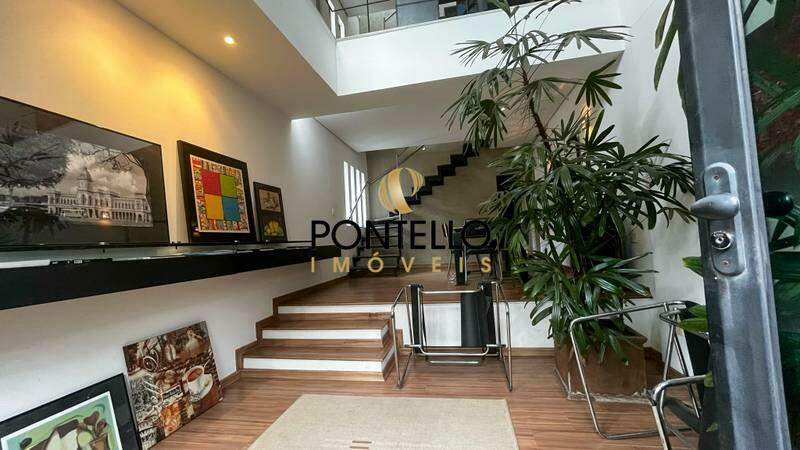 Casa à venda com 3 quartos, 200m² - Foto 2