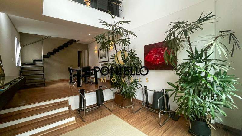 Casa à venda com 3 quartos, 200m² - Foto 3