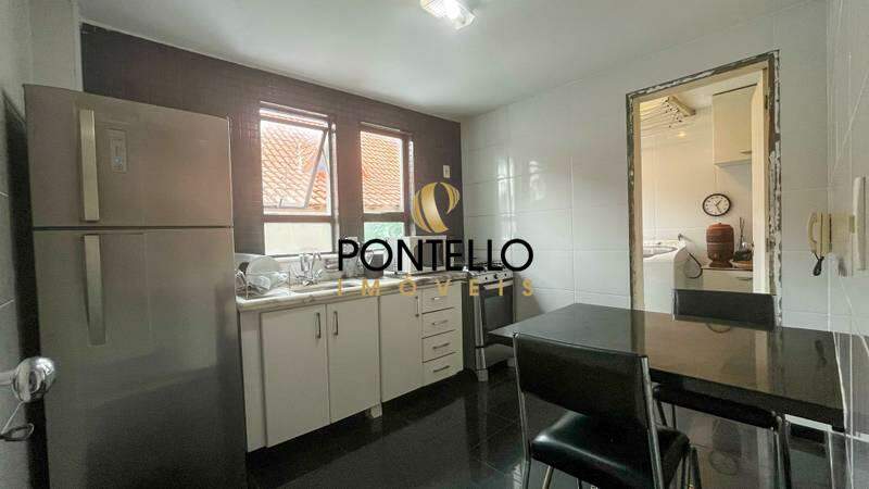 Casa à venda com 3 quartos, 200m² - Foto 4