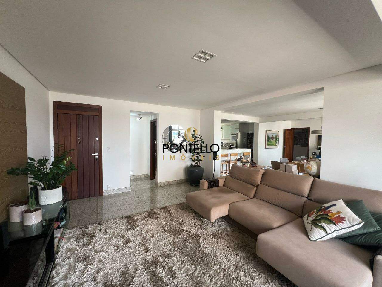 Apartamento à venda com 4 quartos, 183m² - Foto 3