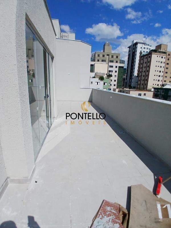 Cobertura à venda com 2 quartos, 76m² - Foto 3
