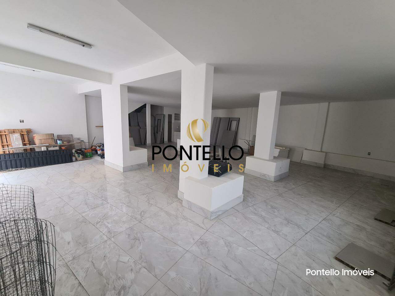 Loja-Salão para alugar, 141m² - Foto 1