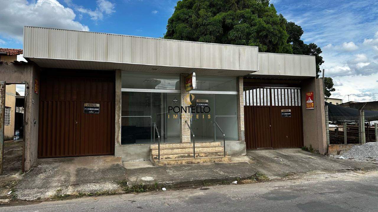 Loja-Salão à venda, 200m² - Foto 1
