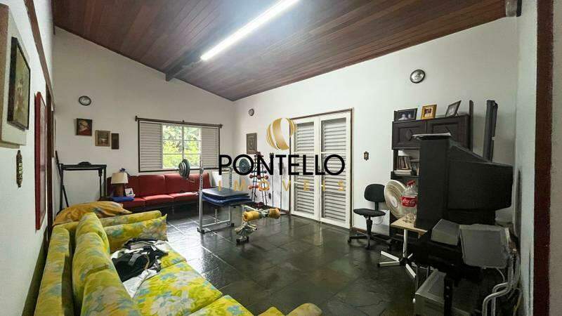 Casa à venda com 8 quartos, 500m² - Foto 14