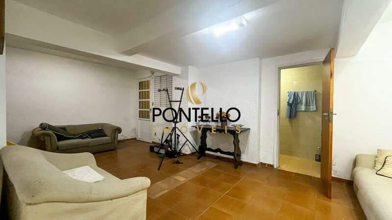 Casa à venda com 8 quartos, 500m² - Foto 18