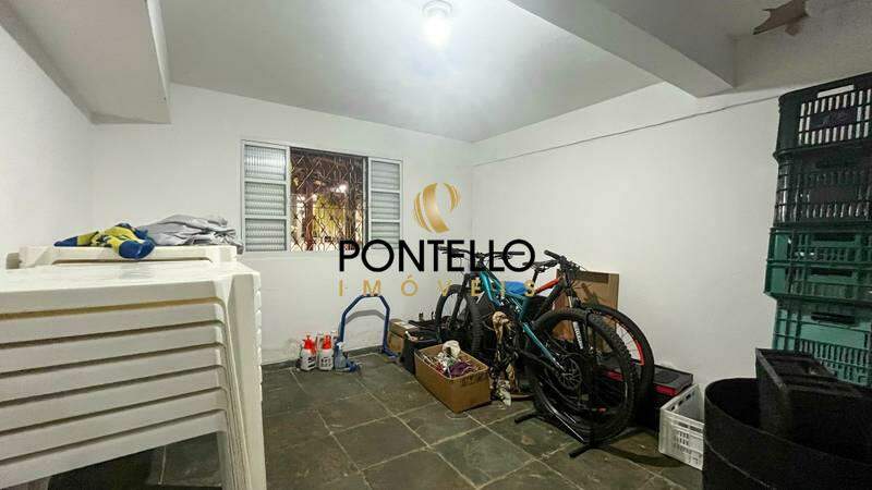 Casa à venda com 8 quartos, 500m² - Foto 22