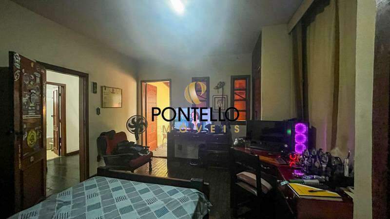 Casa à venda com 8 quartos, 500m² - Foto 4
