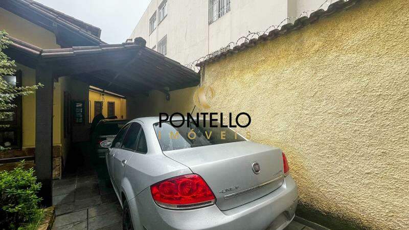 Casa à venda com 8 quartos, 500m² - Foto 6