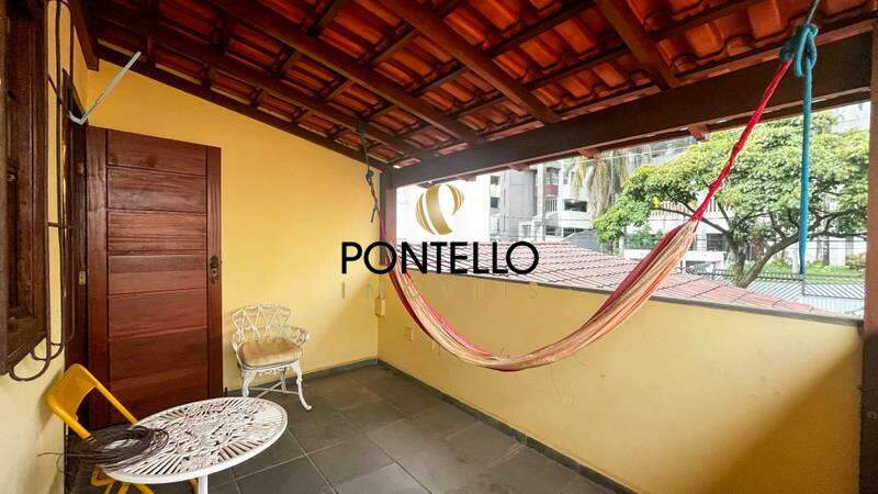 Casa à venda com 8 quartos, 500m² - Foto 7