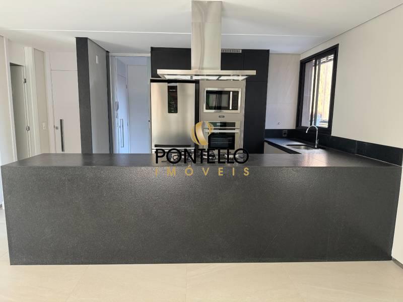 Apartamento, 3 quartos, 138 m² - Foto 1