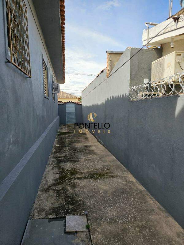 Casa à venda com 4 quartos, 116m² - Foto 18