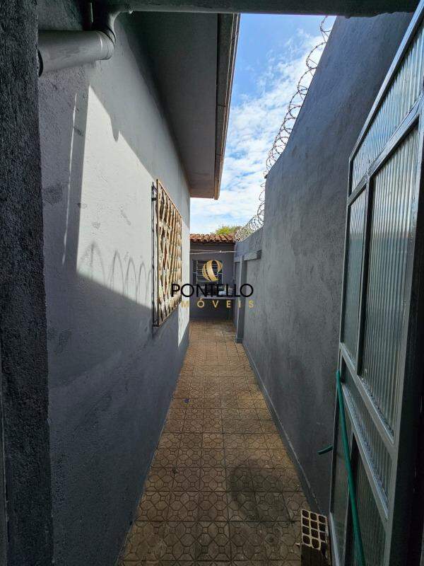 Casa à venda com 4 quartos, 116m² - Foto 20
