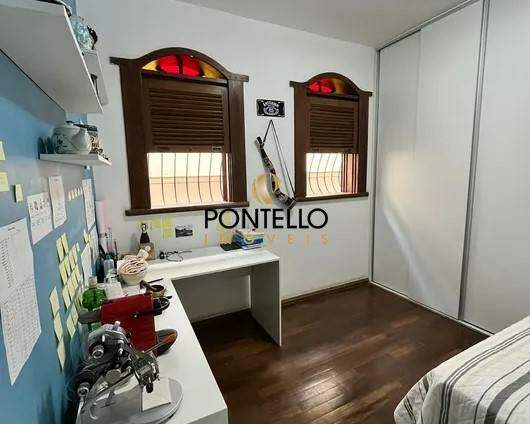 Casa à venda com 7 quartos, 270m² - Foto 9