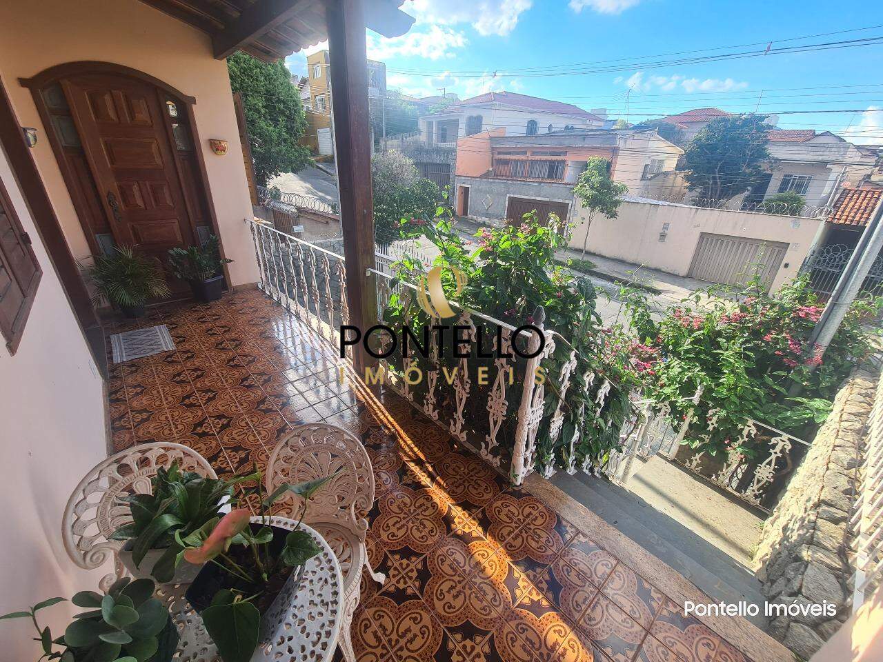 Casa, 3 quartos, 273 m² - Foto 1