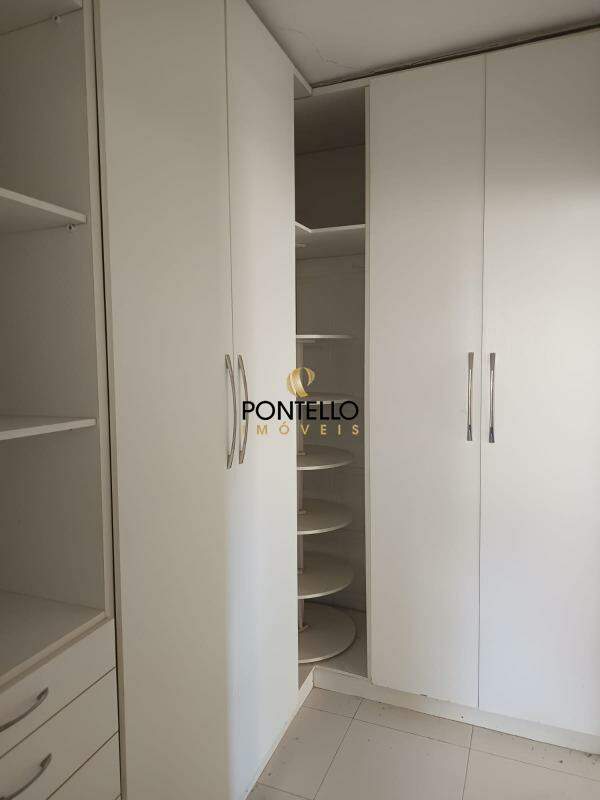 Casa à venda com 2 quartos, 150m² - Foto 17
