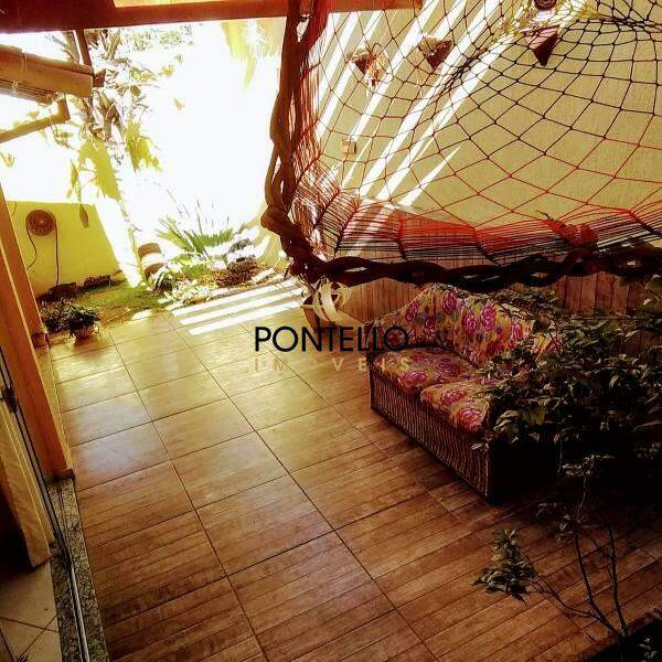 Casa à venda com 3 quartos, 120m² - Foto 5