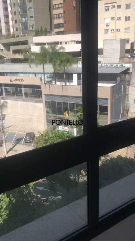 Apartamento, 3 quartos, 150 m² - Foto 2