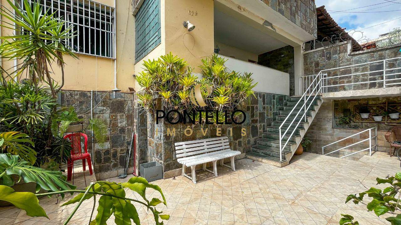 Casa, 4 quartos, 300 m² - Foto 1