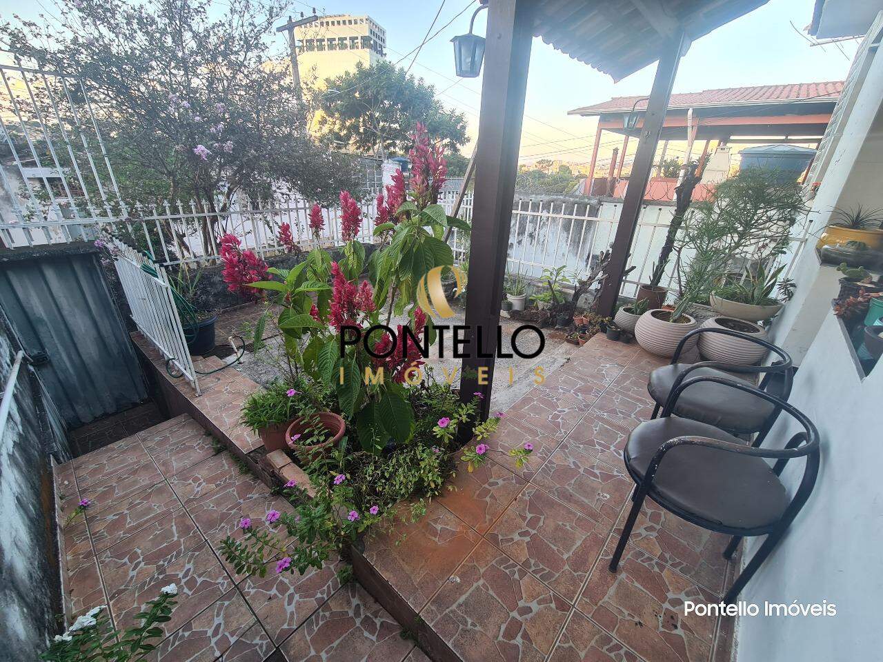 Casa, 4 quartos, 240 m² - Foto 3