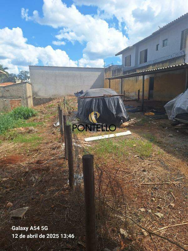 Terreno à venda, 360m² - Foto 1