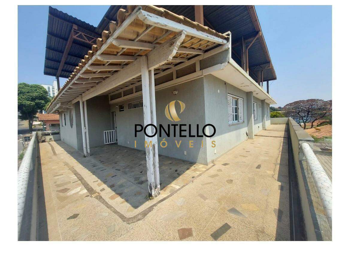 Casa, 4 quartos, 924 m² - Foto 1