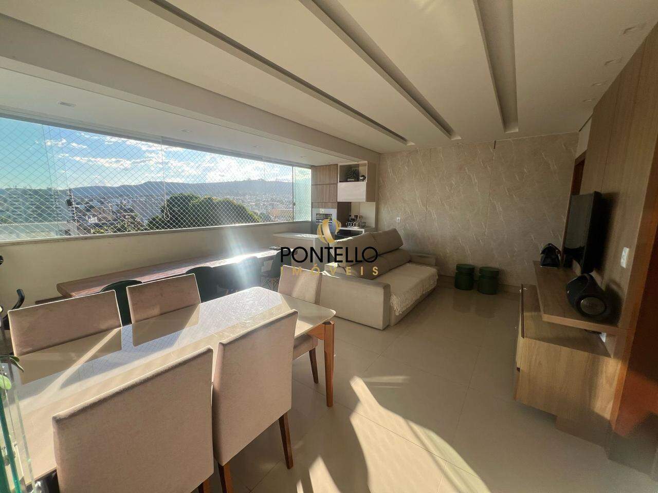 Apartamento à venda com 3 quartos, 185m² - Foto 4