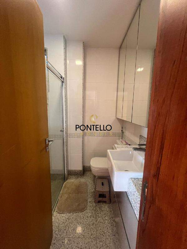Apartamento à venda com 3 quartos, 185m² - Foto 13