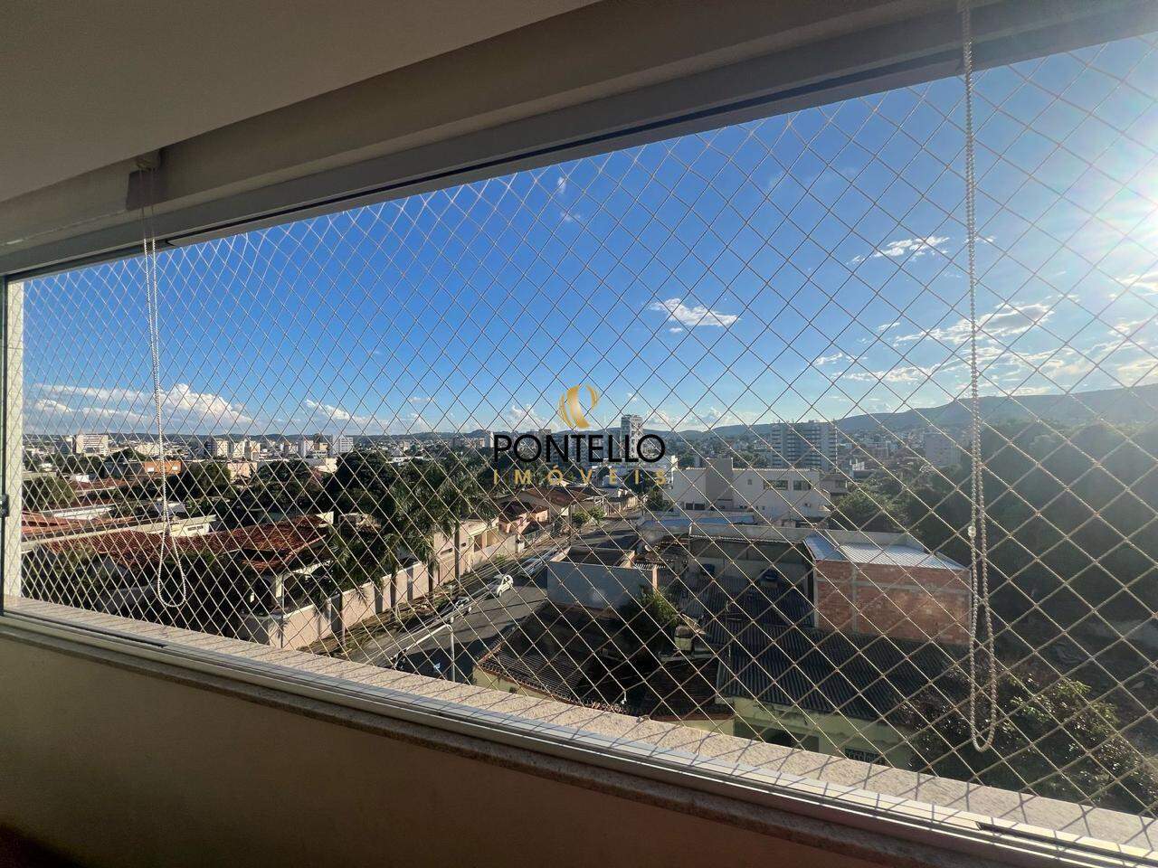 Apartamento à venda com 3 quartos, 185m² - Foto 5