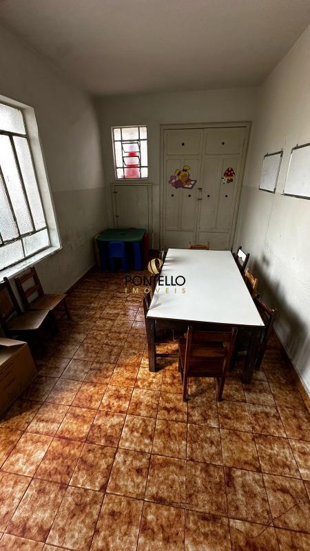 Casa à venda com 1 quarto, 400m² - Foto 12