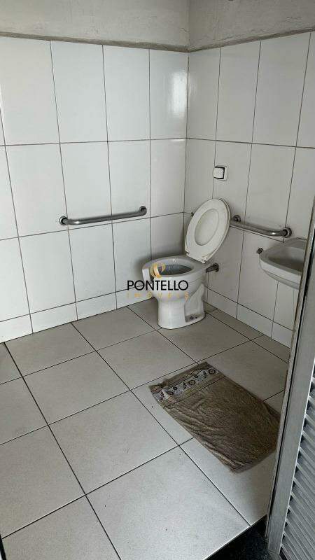 Casa à venda com 1 quarto, 400m² - Foto 21