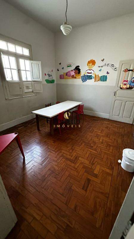 Casa à venda com 1 quarto, 400m² - Foto 14
