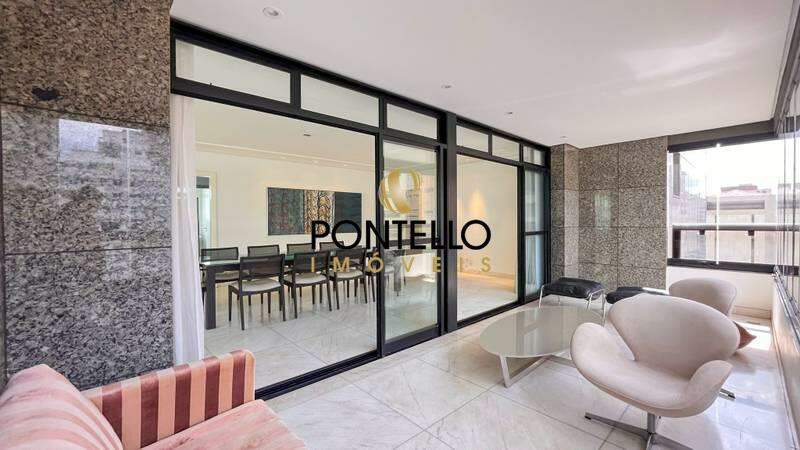 Apartamento à venda com 4 quartos, 256m² - Foto 9