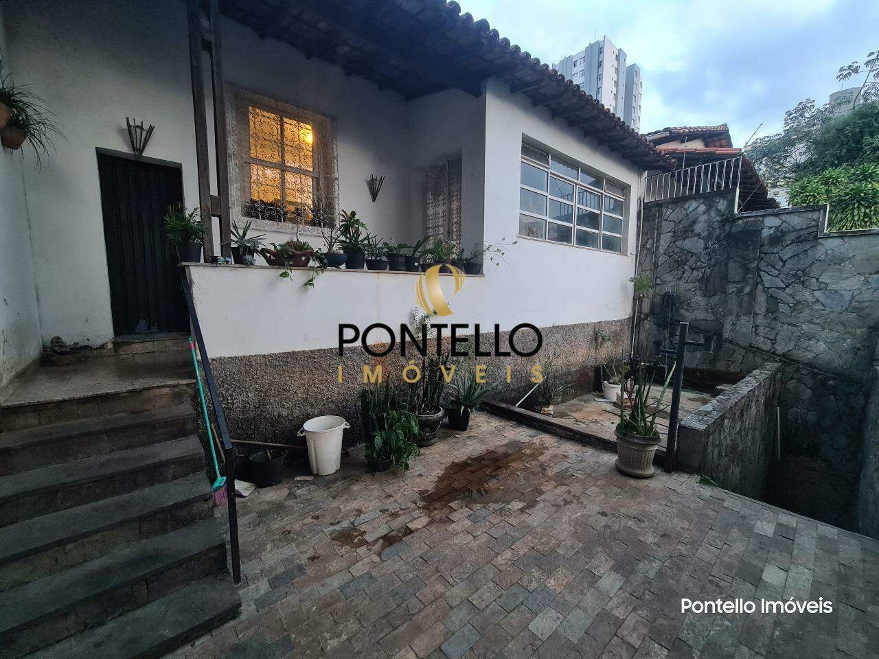 Casa, 5 quartos, 260 m² - Foto 1