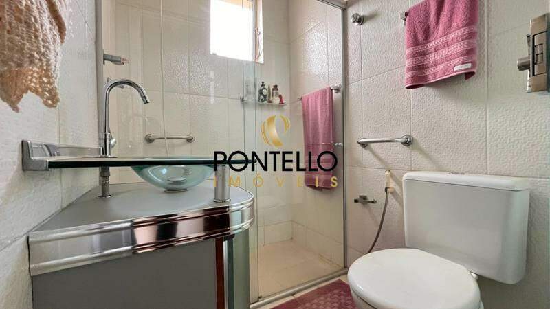 Apartamento à venda com 2 quartos, 62m² - Foto 11