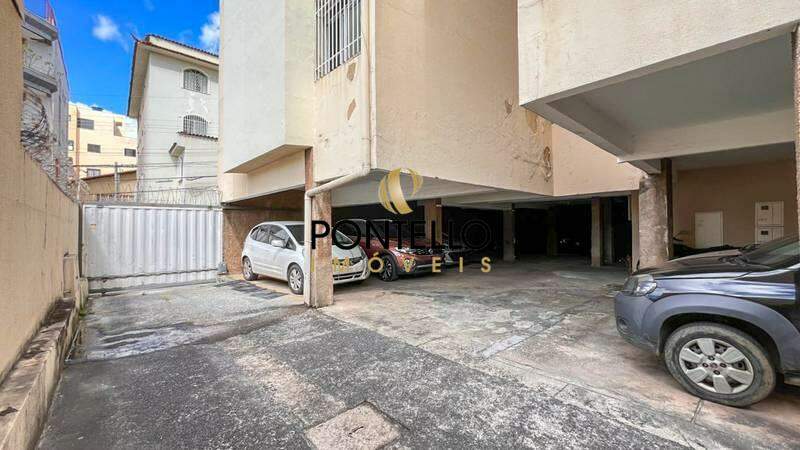 Apartamento à venda com 2 quartos, 62m² - Foto 4
