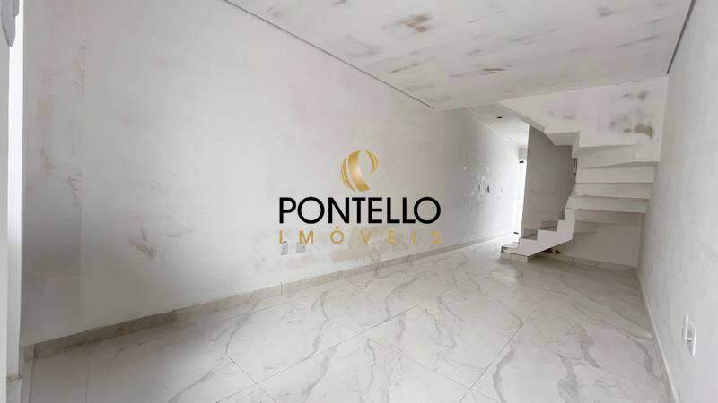 Casa à venda com 2 quartos, 65m² - Foto 4