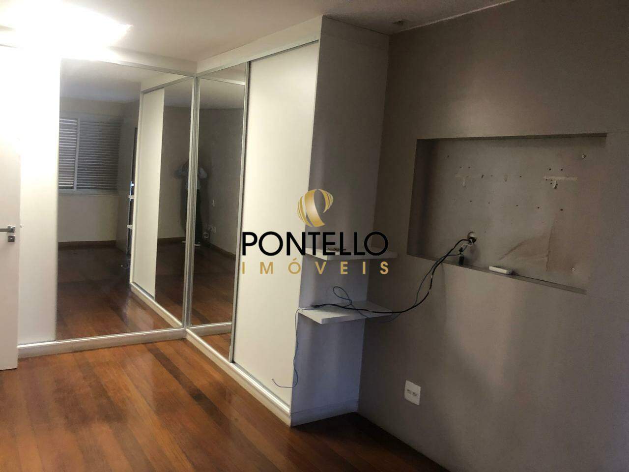 Apartamento para alugar com 3 quartos, 180m² - Foto 16