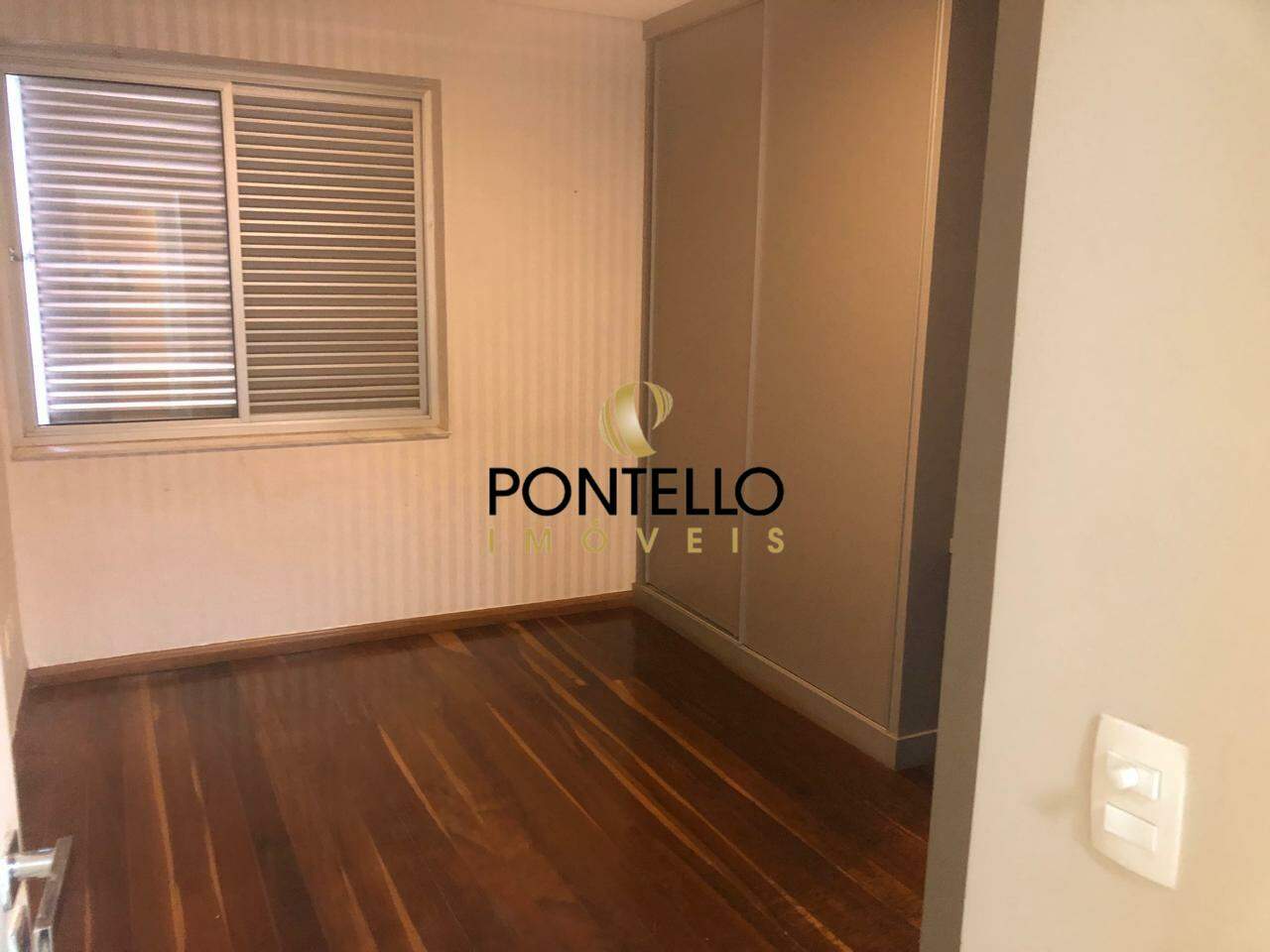 Apartamento para alugar com 3 quartos, 180m² - Foto 8