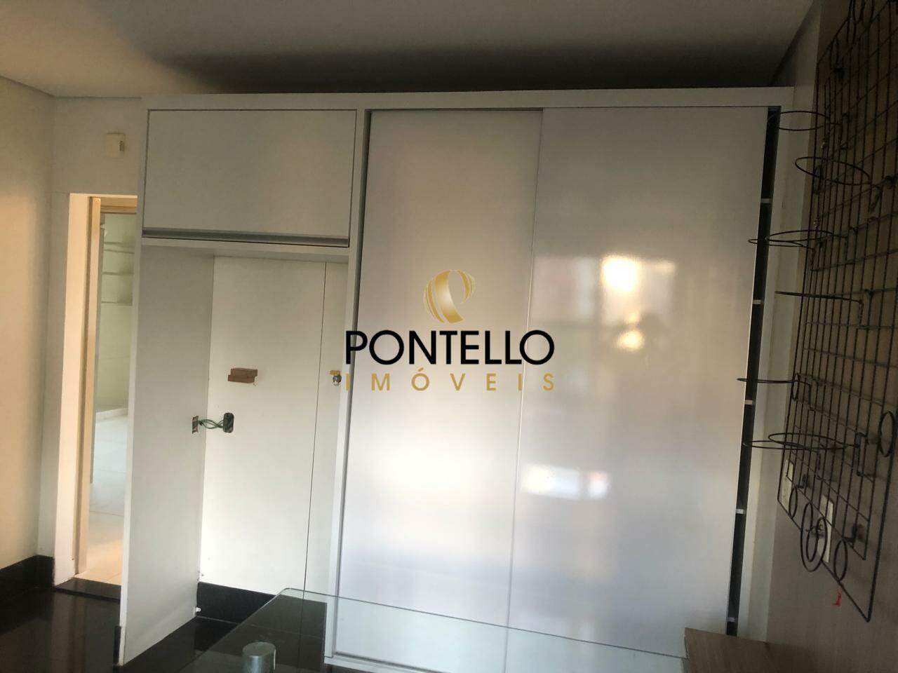 Apartamento para alugar com 3 quartos, 180m² - Foto 12