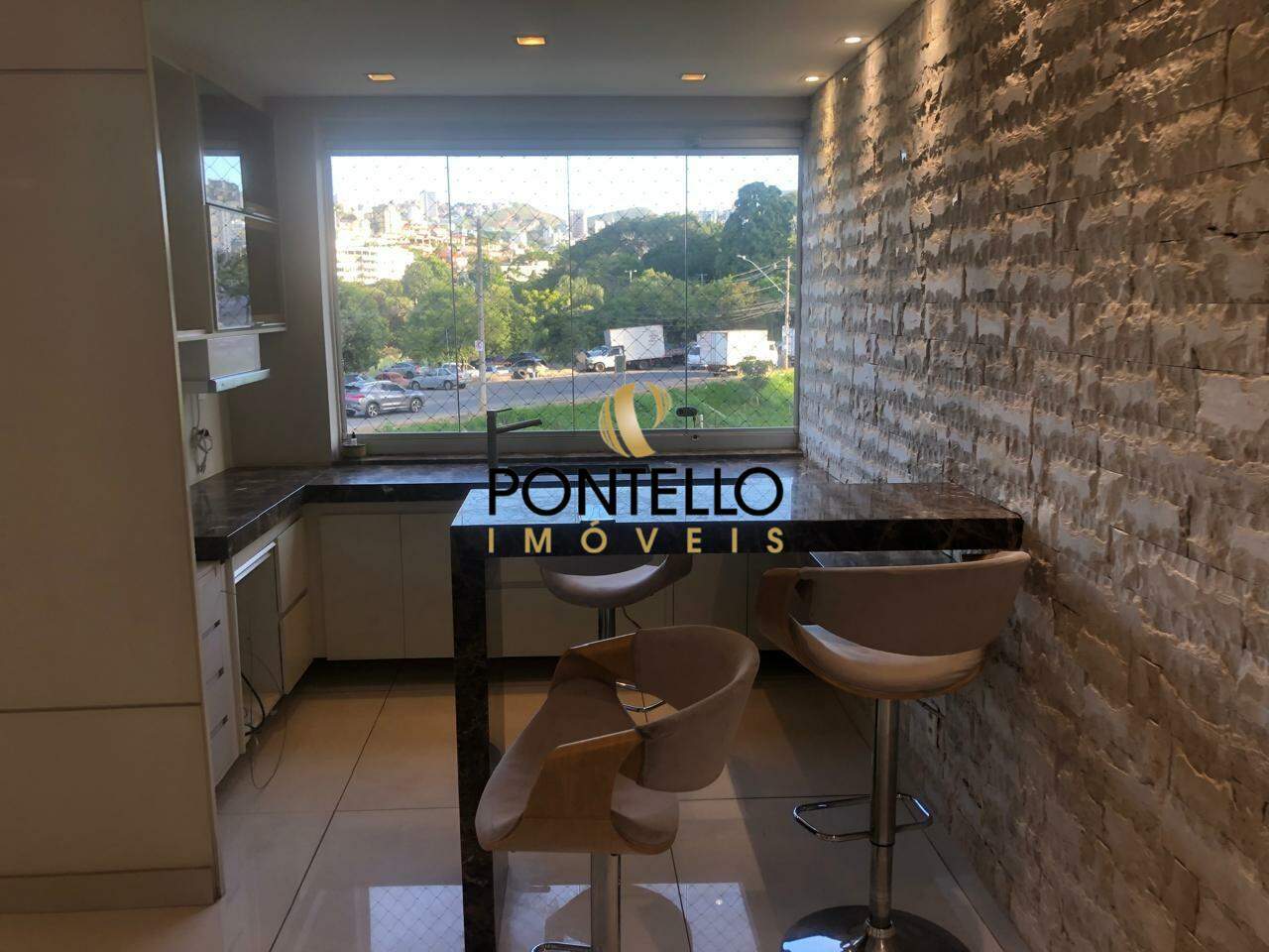 Apartamento para alugar com 3 quartos, 180m² - Foto 6